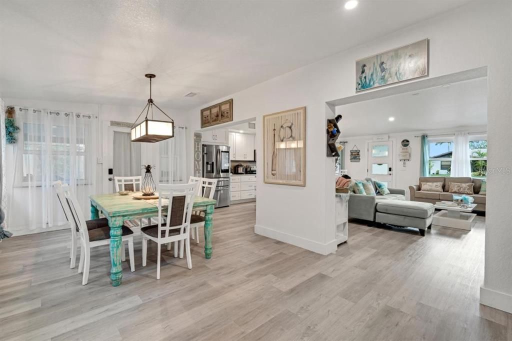 Dining room, Interior, Kitchen, Living room, Pendant Lights, Recessed Lighting, Wood Texture Flooring