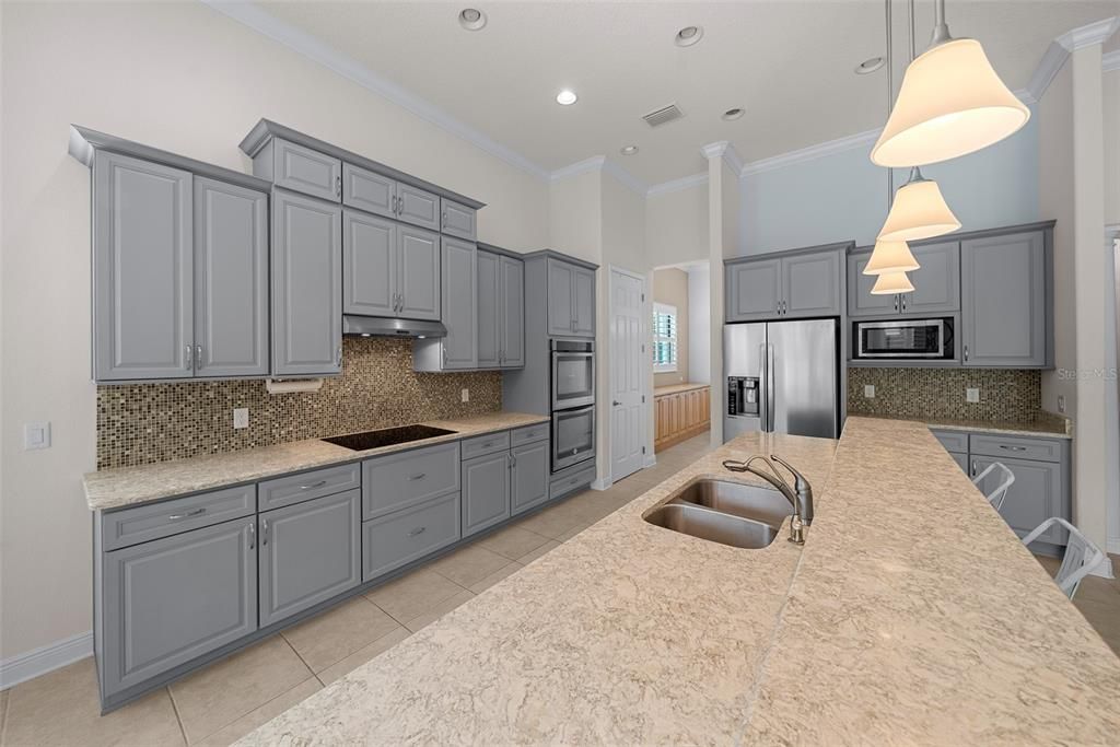 Interior, Kitchen, Pendant Lights, Recessed Lighting, Stainless Steel Appliances
