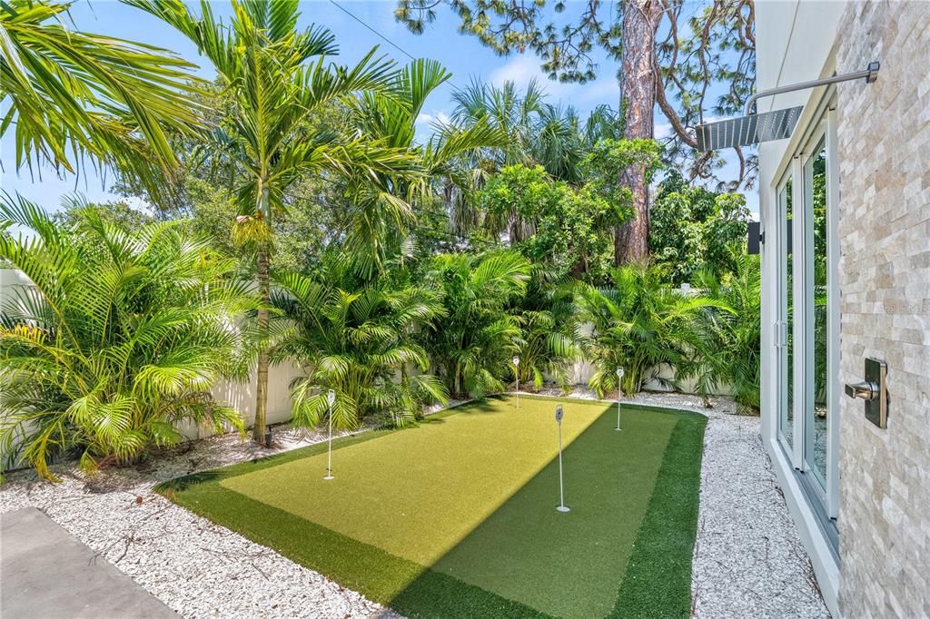 Backyard, Exterior