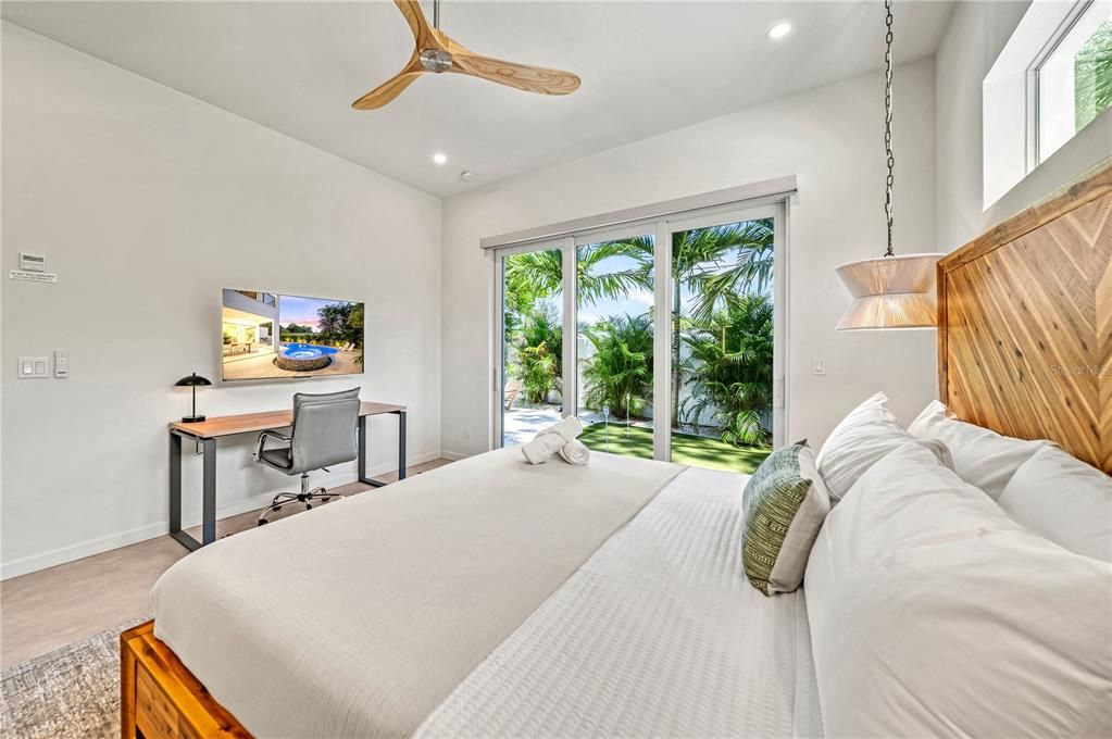 Bedroom, Home Office, Interior, Recessed Lighting