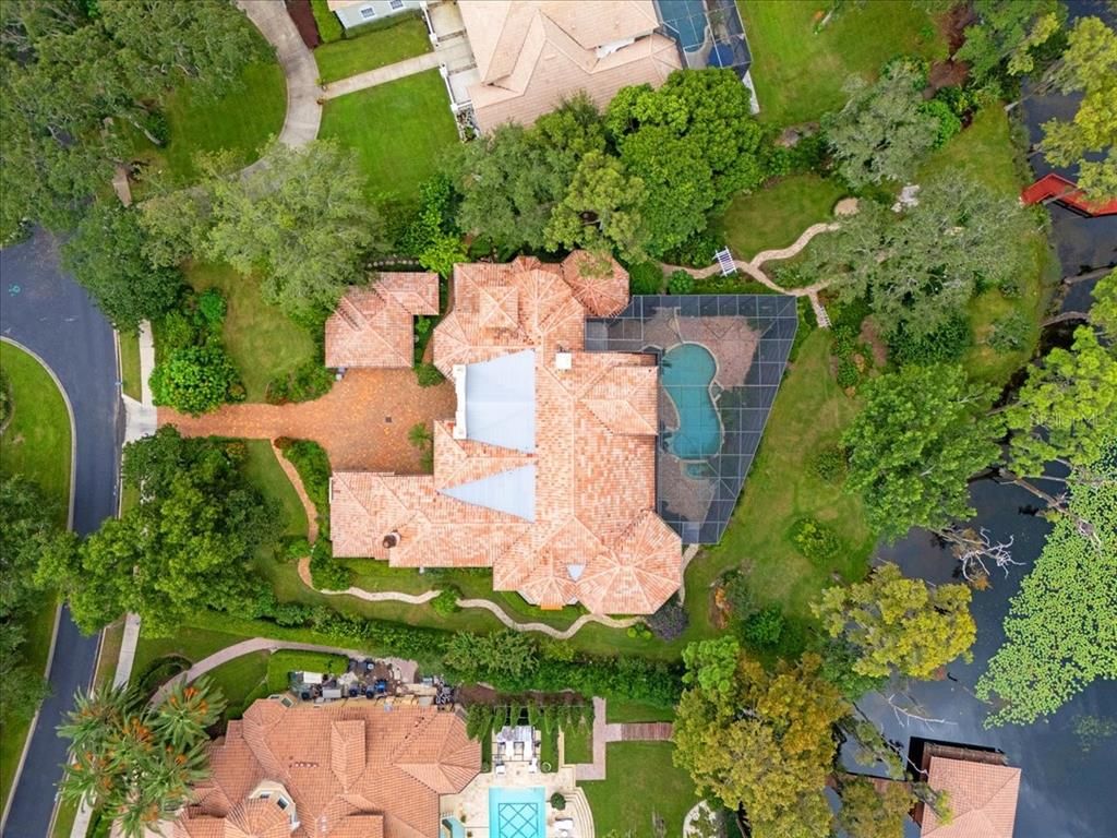 Exterior, Drone