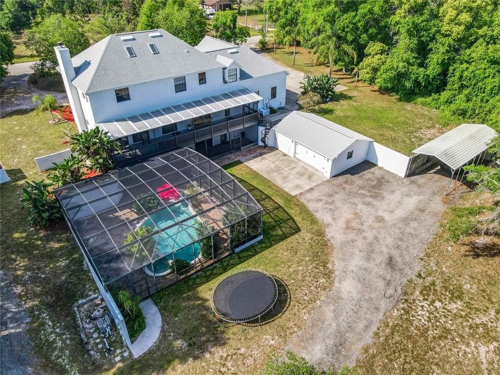 Exterior, Drone