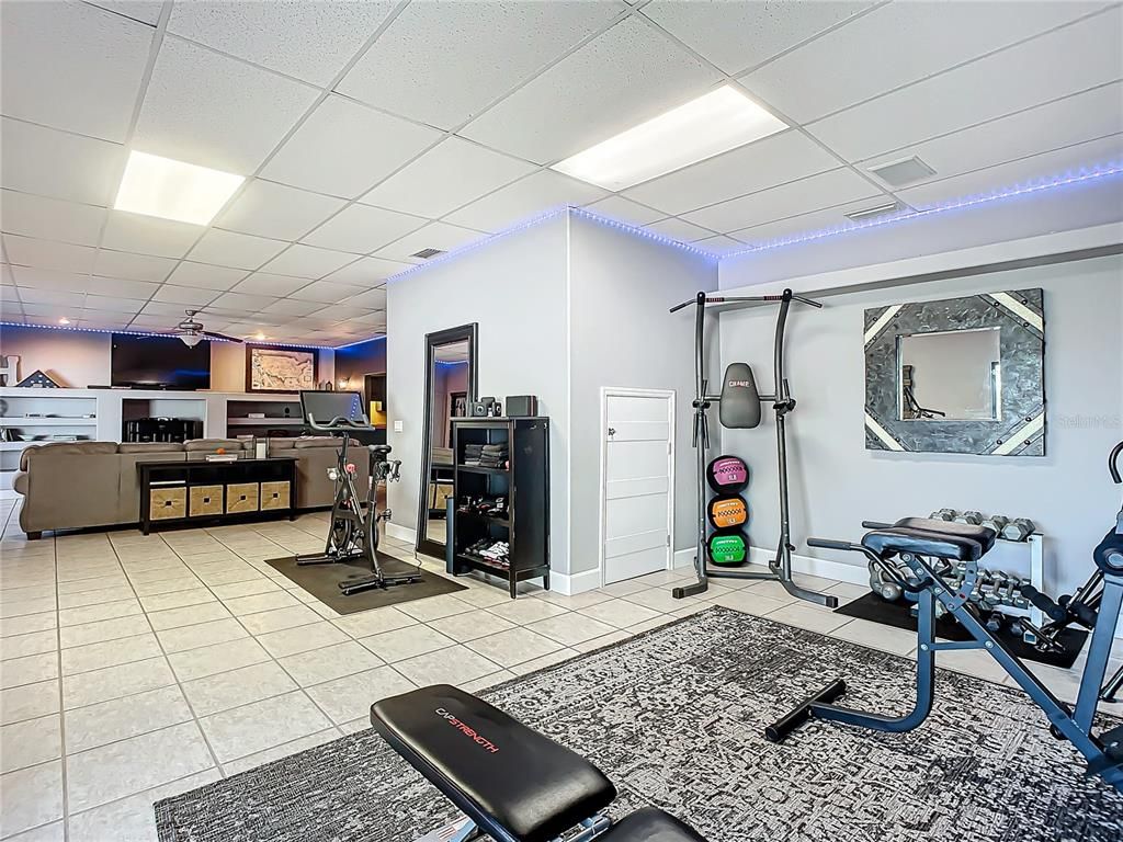 Fitness Equipment, Interior, Recessed Lighting