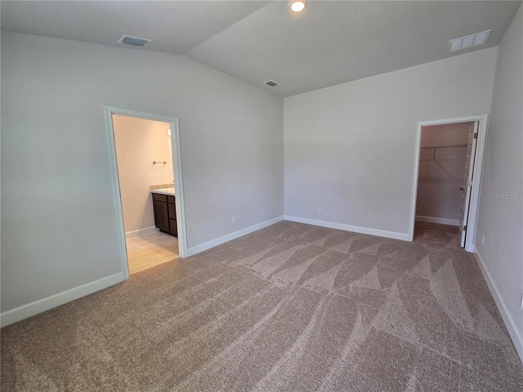 Bathroom, Empty room, Interior, Recessed Lighting