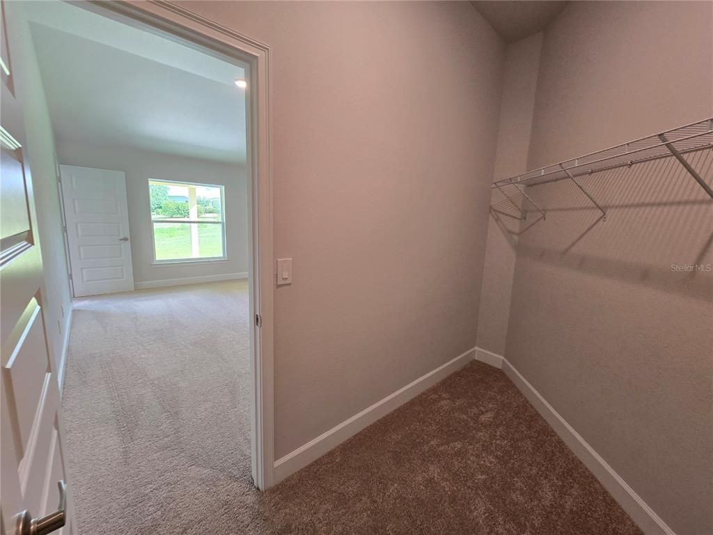 Empty room, Interior, Recessed Lighting, Walk-in Closets