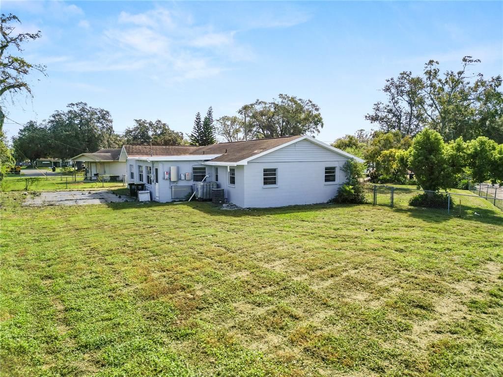 Backyard, Exterior