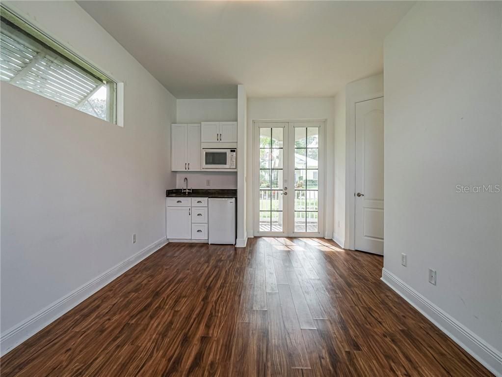 Empty room, Interior, Kitchen, Wood Texture Flooring