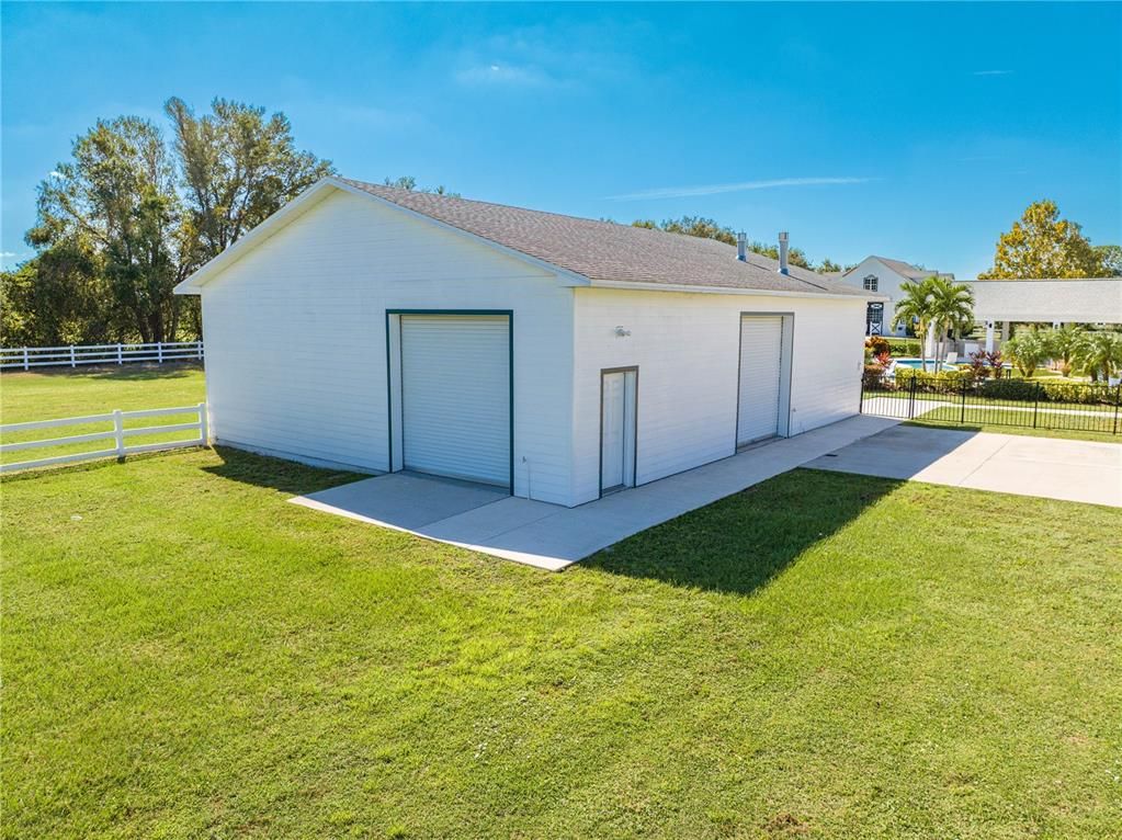 Backyard, Detached Garage, Exterior