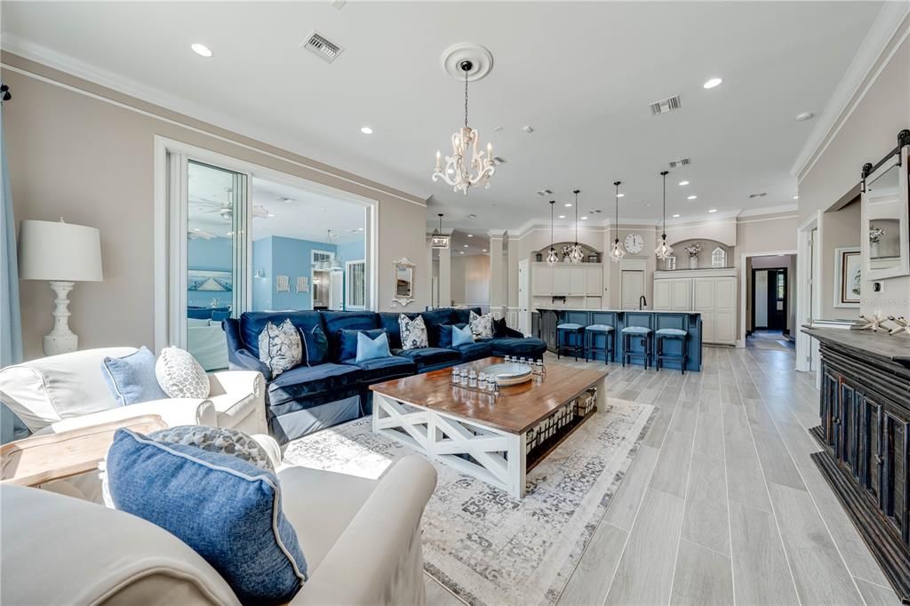 Interior, Kitchen, Living room, Pendant Lights, Recessed Lighting, Wood Texture Flooring