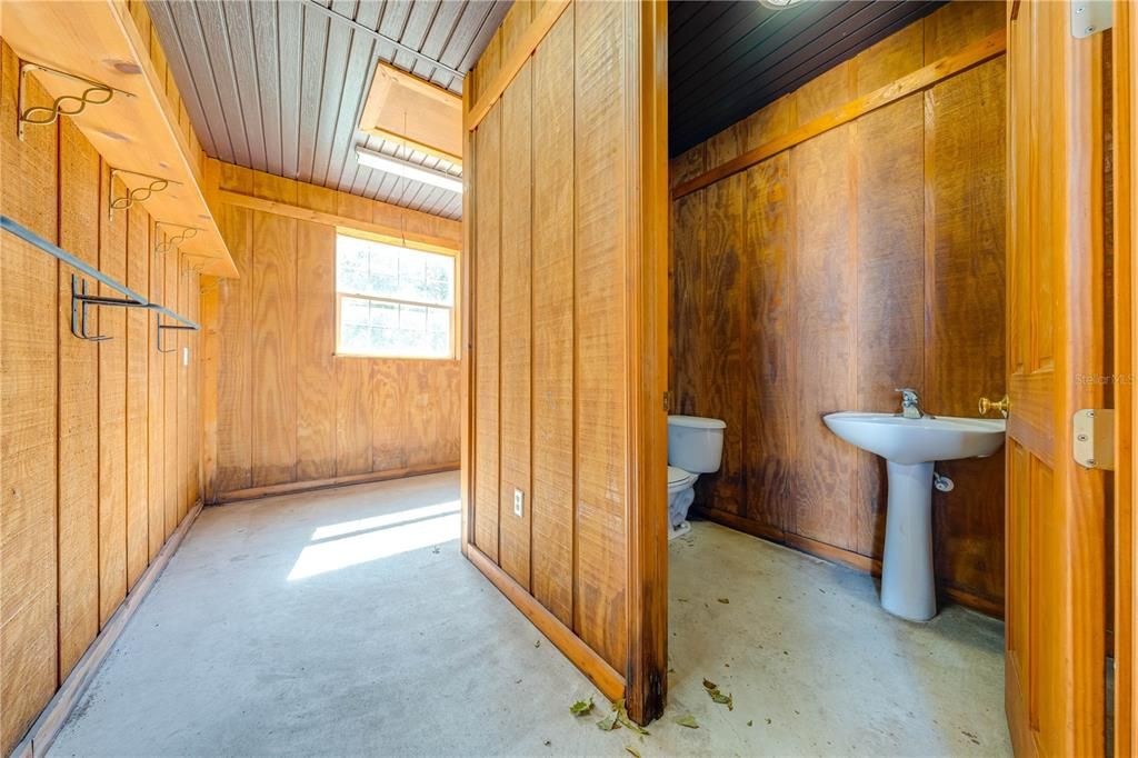 Bathroom, Interior, Wooden Ceilings, Wooden Walls