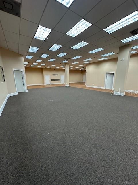 Empty room, Interior, Recessed Lighting