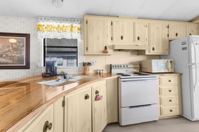 Interior, Kitchen