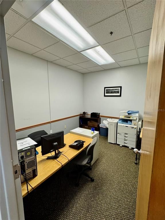 Home Office, Interior