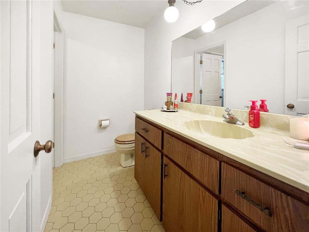 Bathroom, Interior