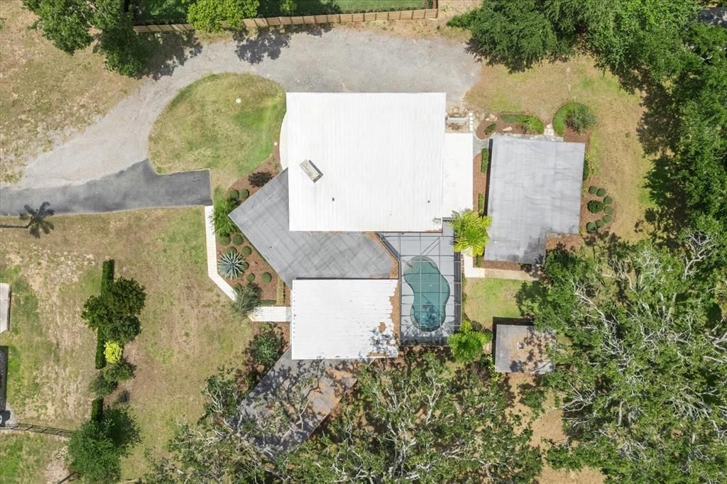 Exterior, Drone