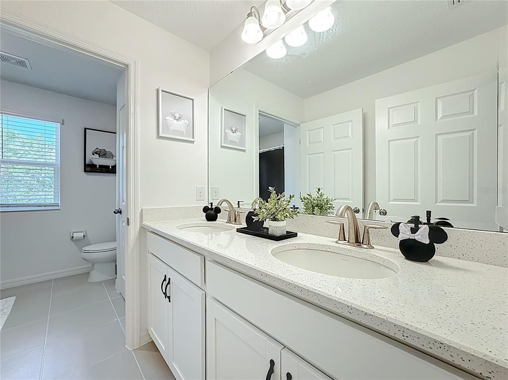 Bathroom, Dual Sink Vanities, Interior