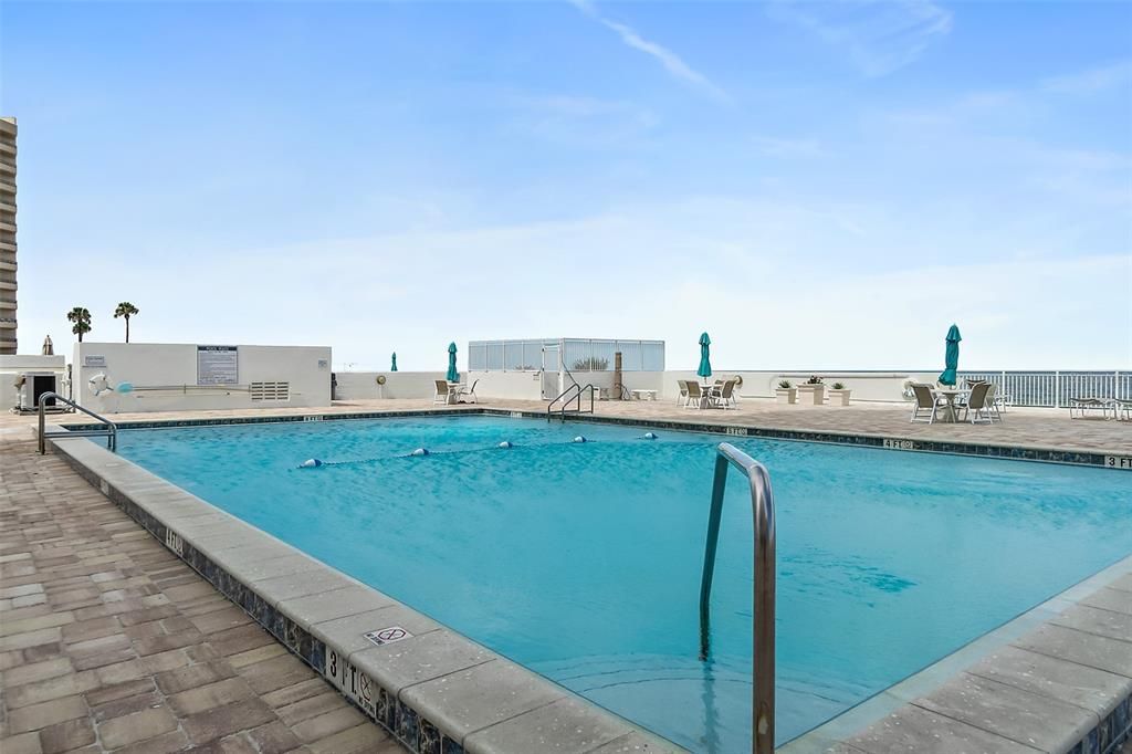 Exterior, Pool, Water