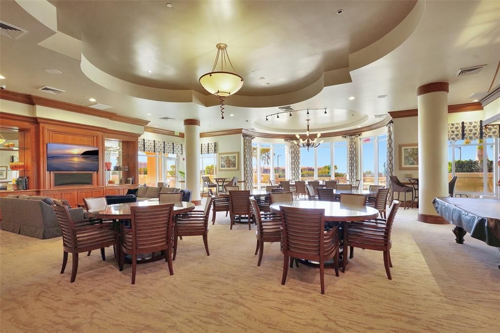 Chandelier, Dining room, Interior, Living room, Pendant Lights, Recessed Lighting