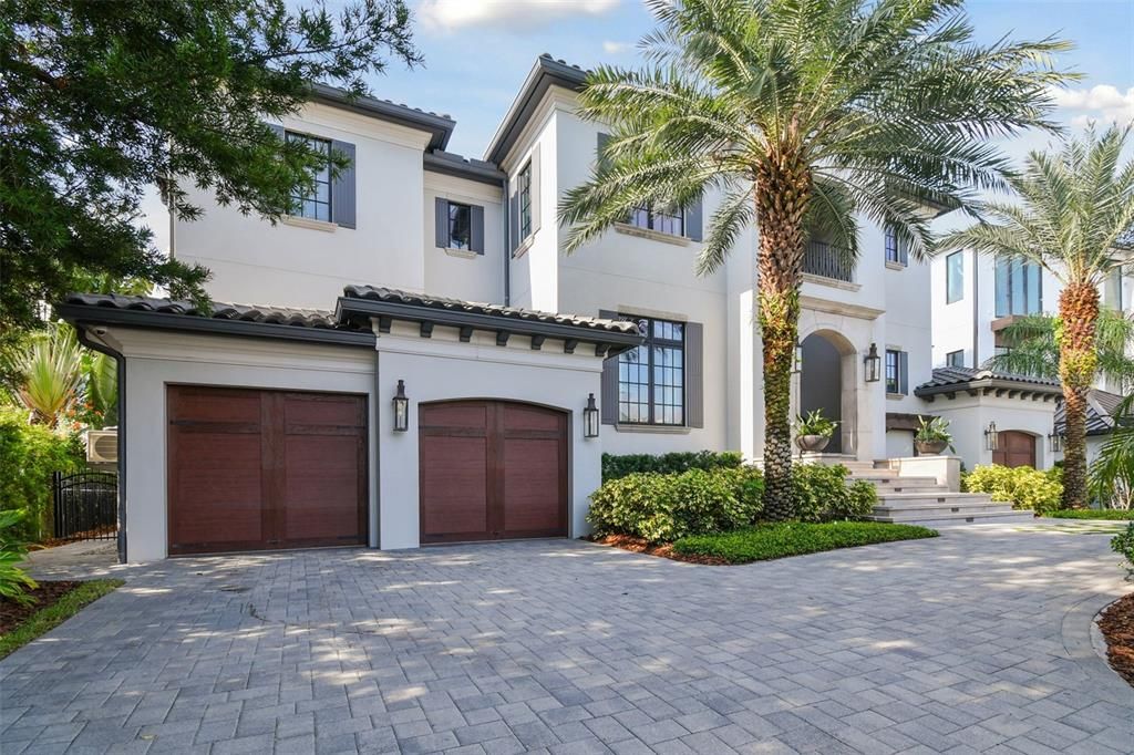 Attached, Exterior, Facade, Mediterranean