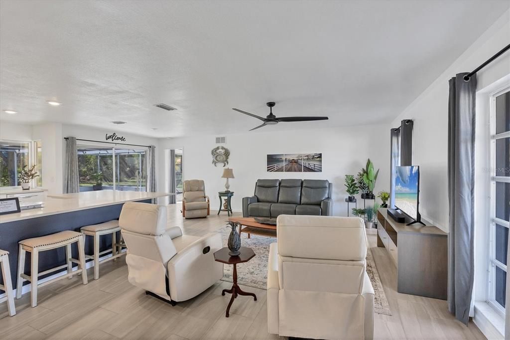 Interior, Living room, Recessed Lighting, Wood Texture Flooring