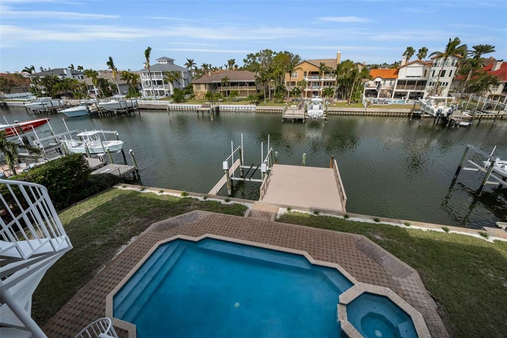 Exterior, Lake, Pool