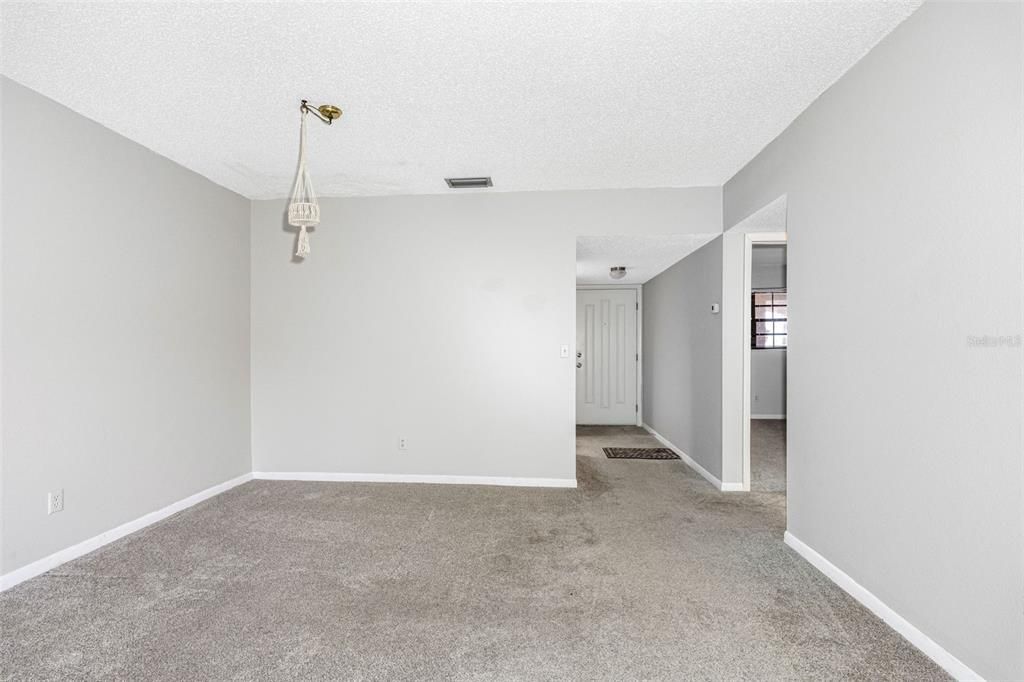 Empty room, Interior, Pendant Lights