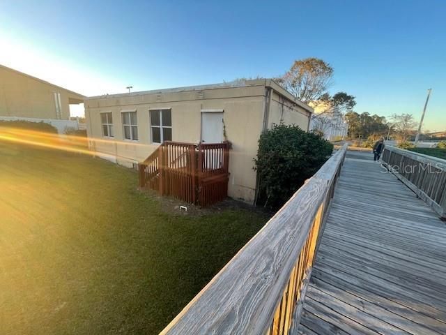 Backyard, Exterior