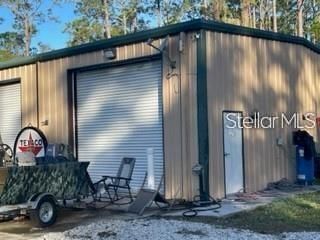 Detached Garage, Exterior