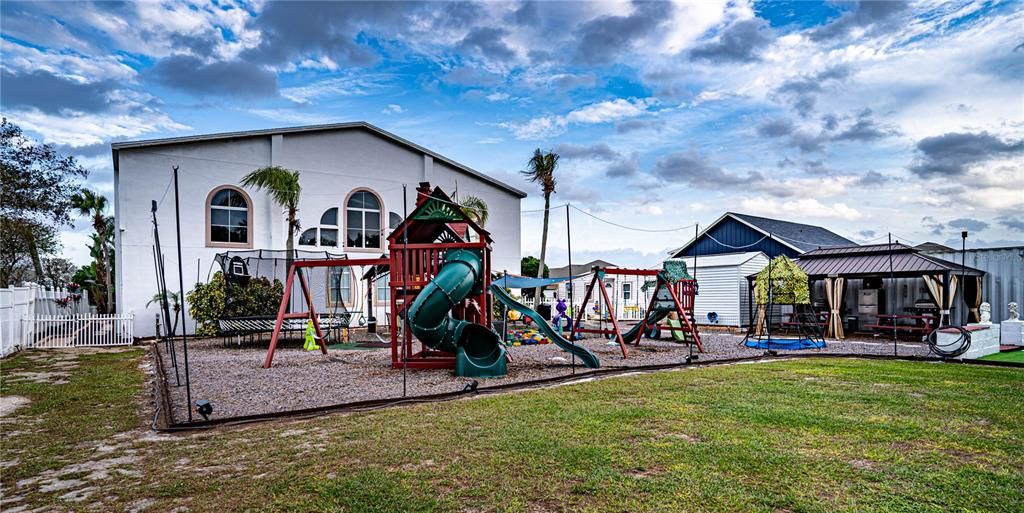 Backyard, Exterior, Playground