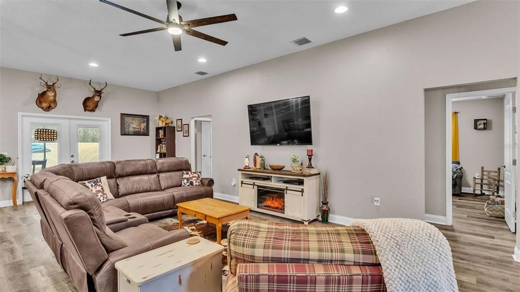 Interior, Living room, Recessed Lighting, Wood Texture Flooring