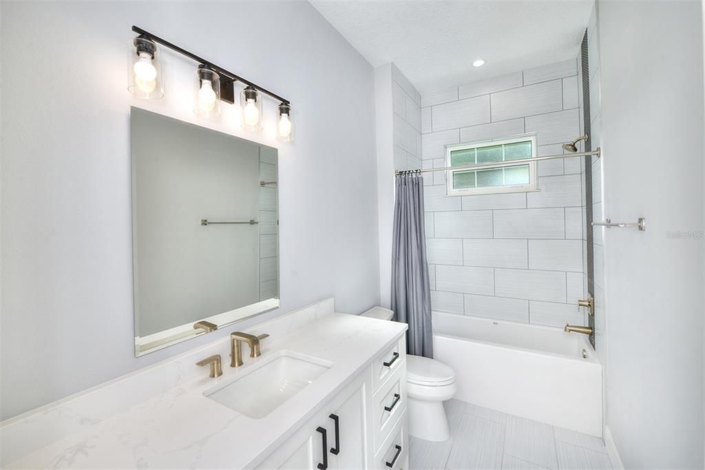Bathroom, Interior, Recessed Lighting