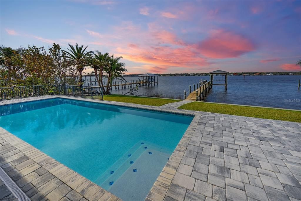 Exterior, Pool, Water