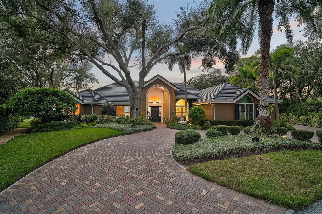 Backyard, Exterior, Facade, French Provincial