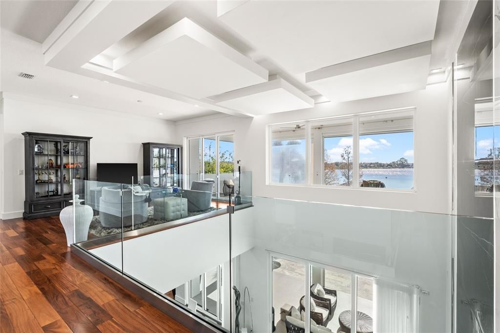 Interior, Recessed Lighting, Water, Wood Texture Flooring