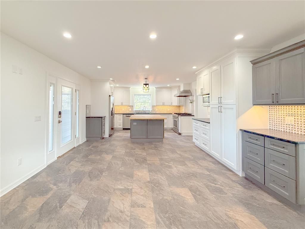 Interior, Kitchen, Pendant Lights, Recessed Lighting, Stainless Steel Appliances