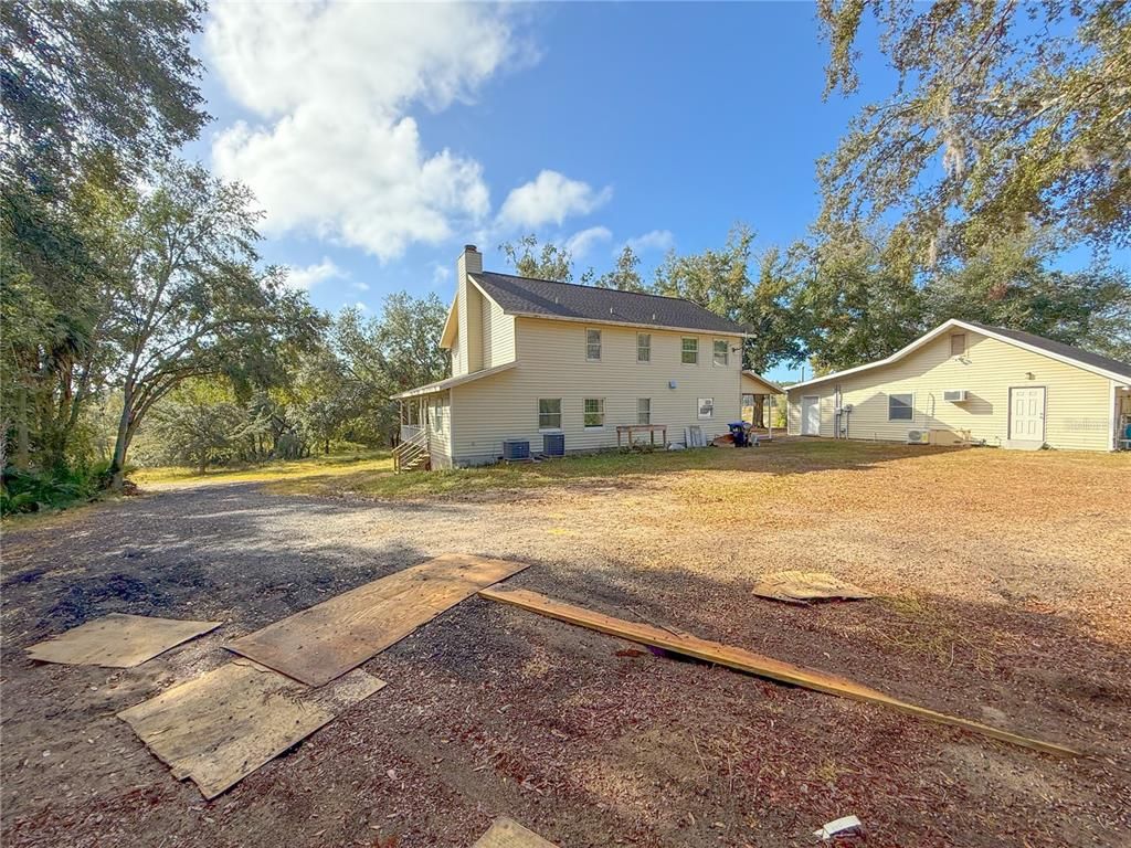 Backyard, Exterior