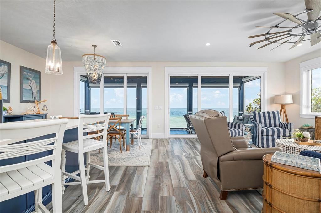 Chandelier, Dining room, Interior, Pendant Lights, Recessed Lighting, Water, Wood Texture Flooring