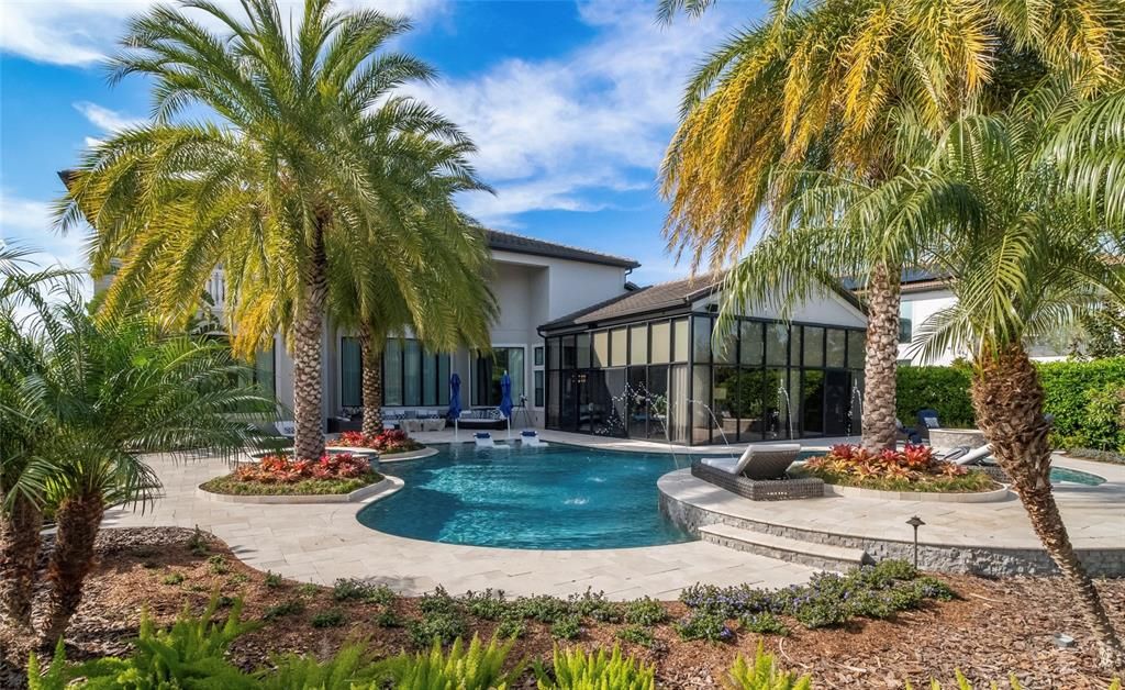 Exterior, Pool