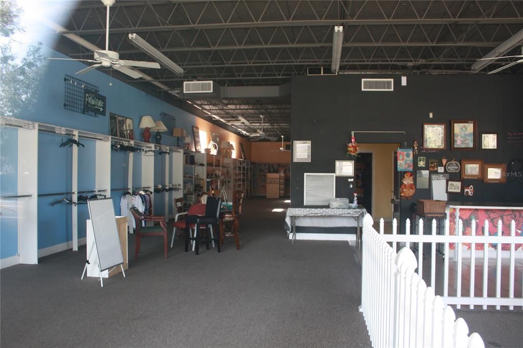 Dining room, Interior