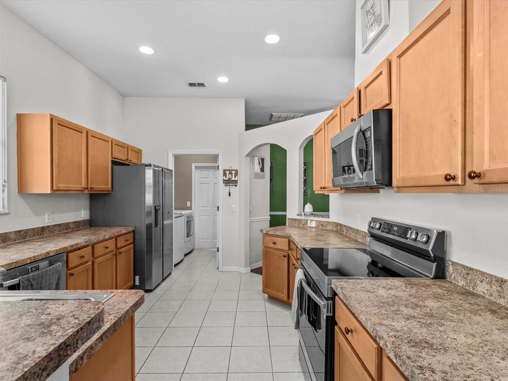 Interior, Kitchen, Recessed Lighting, Washer