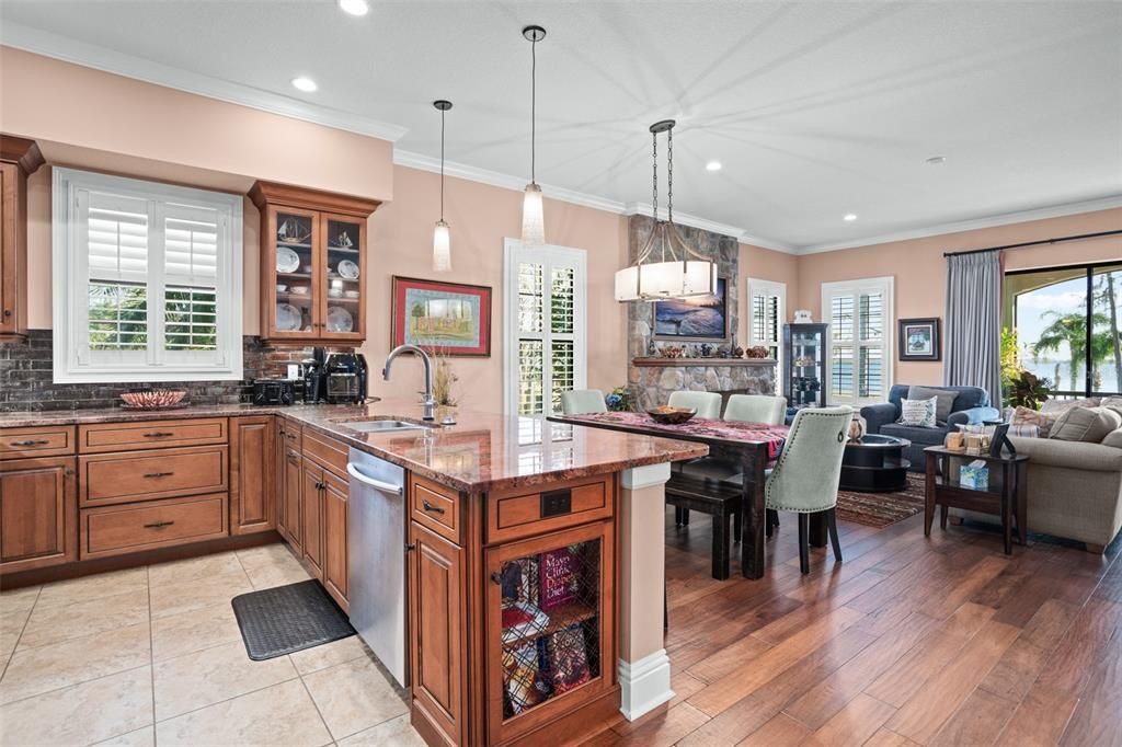 Dining room, Interior, Kitchen, Living room, Pendant Lights, Recessed Lighting, Wood Texture Flooring