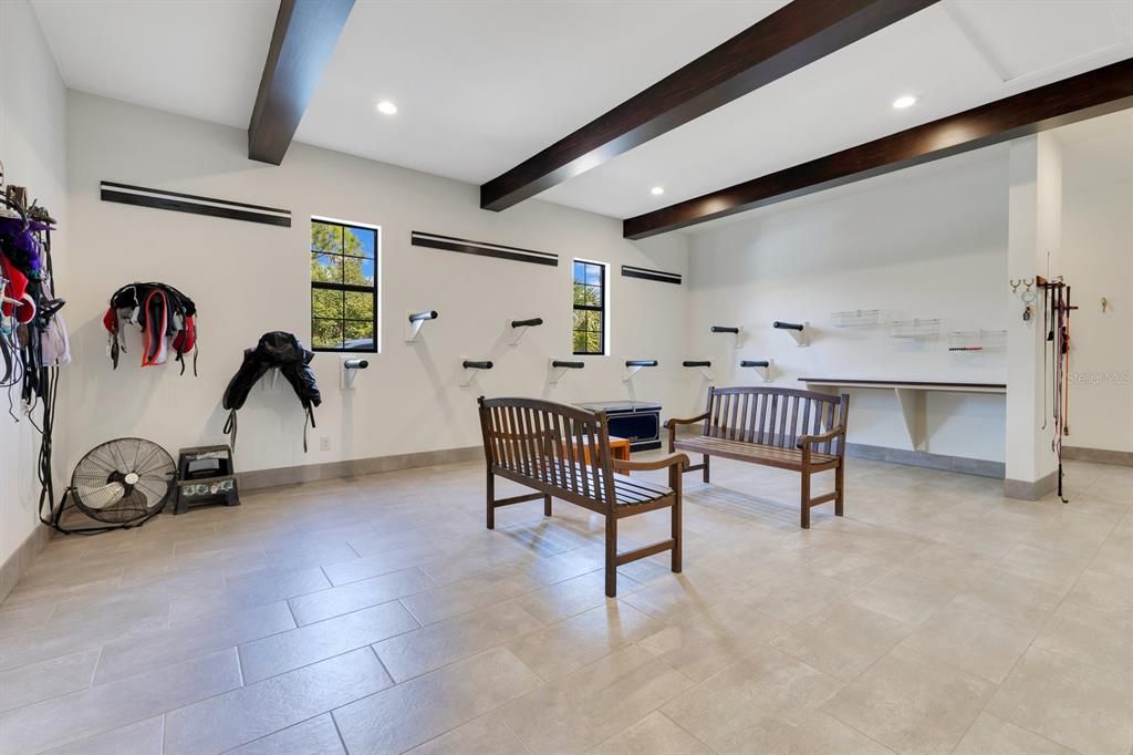 Fitness Equipment, Interior, Recessed Lighting, Wooden Beams