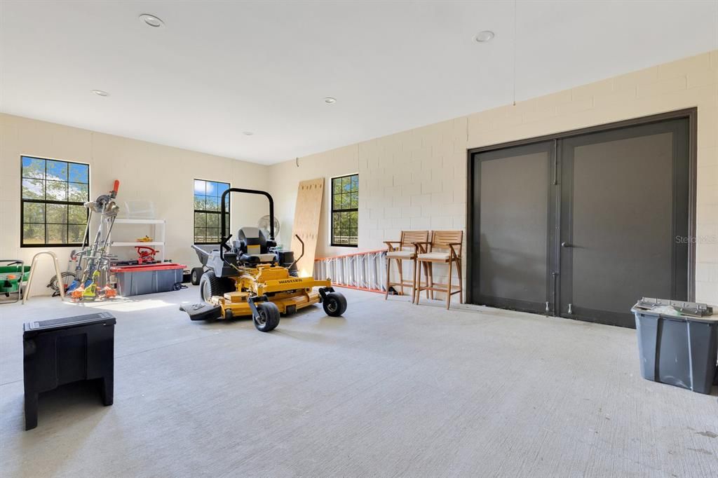 Fitness Equipment, Interior, Recessed Lighting