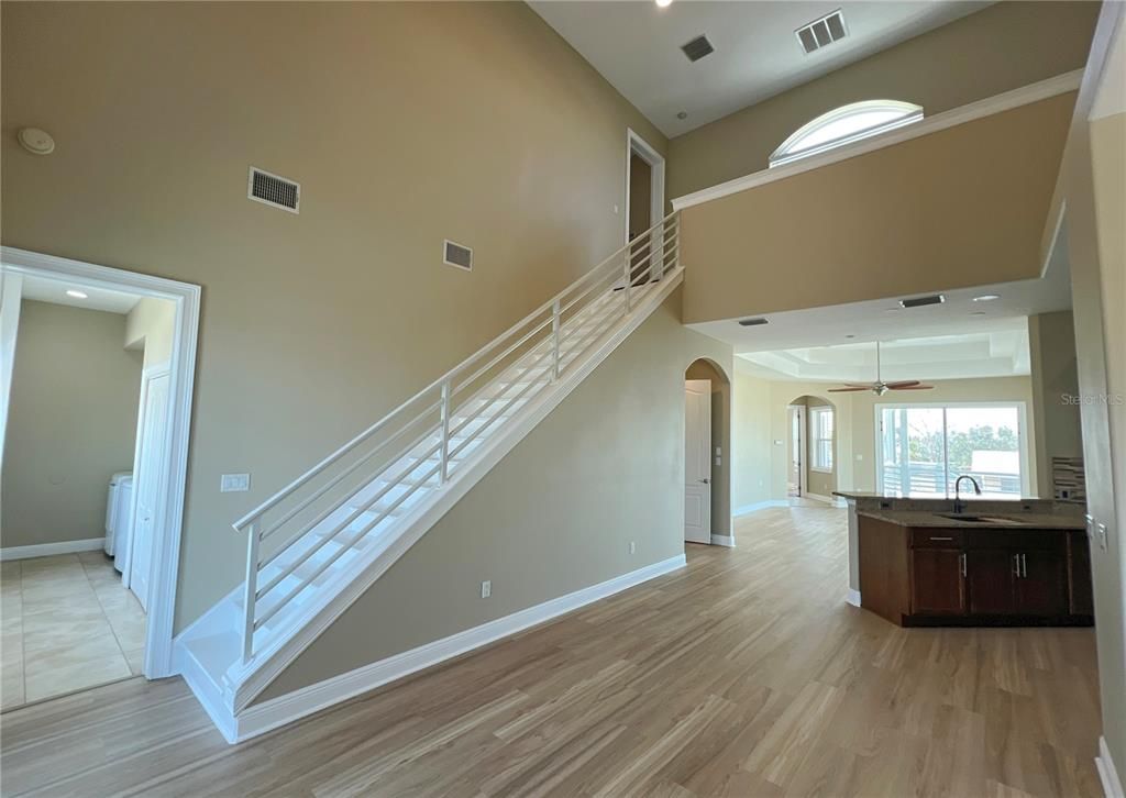 Interior, Recessed Lighting, Wood Texture Flooring