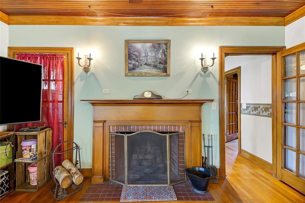 Fireplace, Interior, Wood Texture Flooring