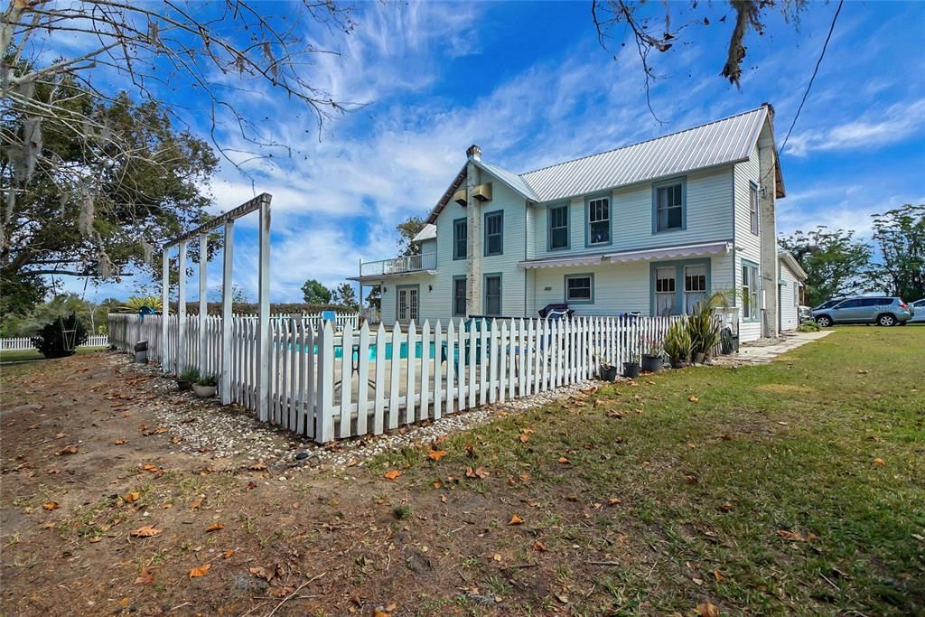 Backyard, Exterior, Pool