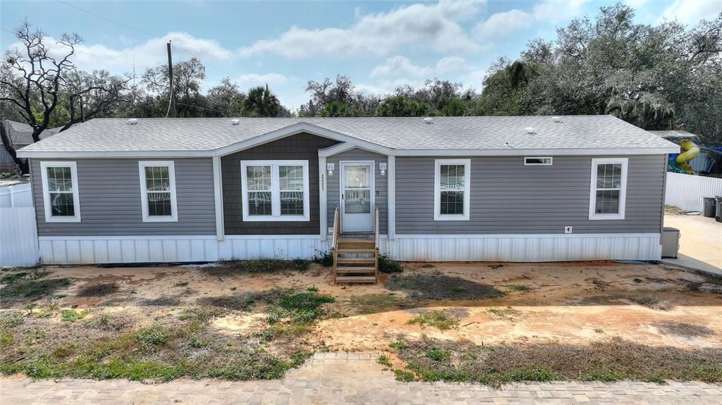 Backyard, Exterior, Facade, Ranch