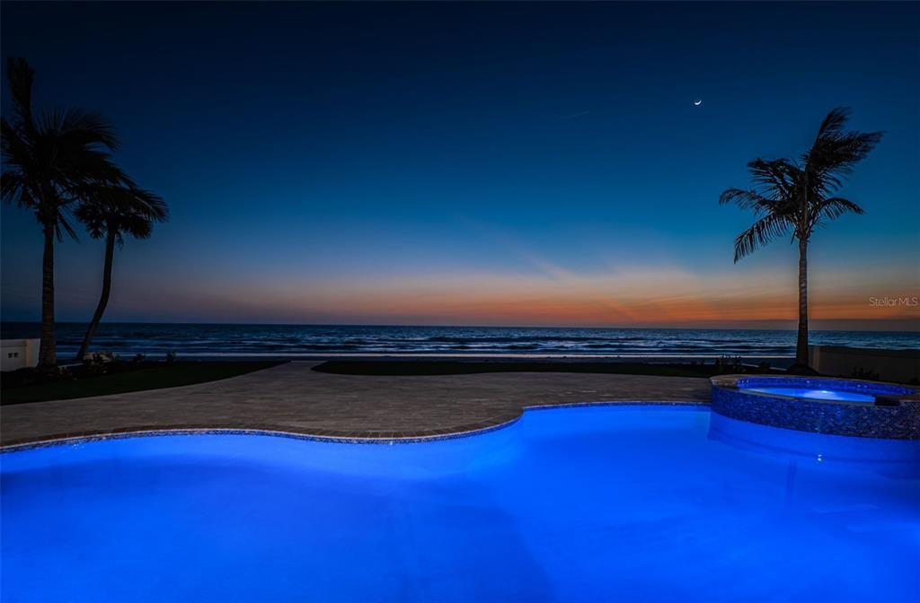 Exterior, Pool, Water