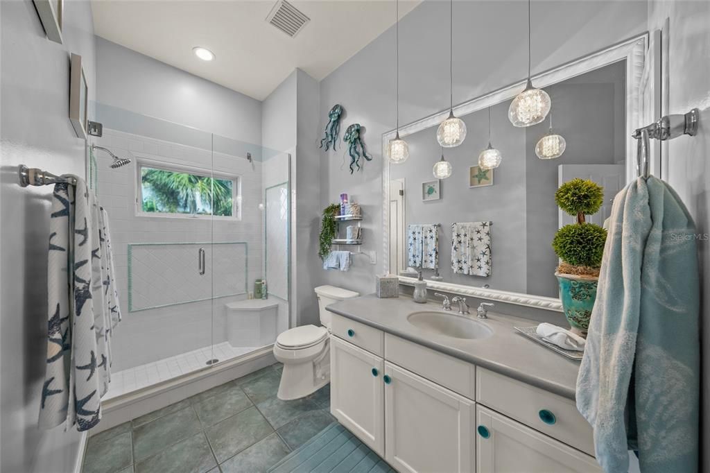 Bathroom, Glass Shower, Interior, Pendant Lights, Recessed Lighting