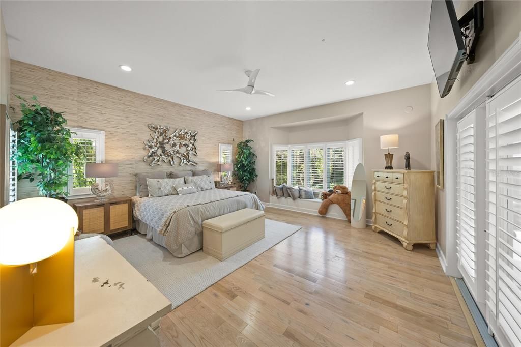 Bedroom, Interior, Recessed Lighting, Stone Walls, Wood Texture Flooring